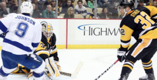 Penguins beat Lightning to snap two-game losing skid