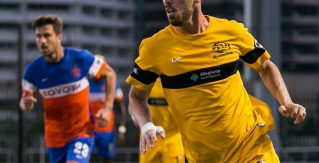 Hertzog's late goal propels Riverhounds past Charleston